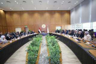 وزير التعليم العالي يرأس الاجتماع...