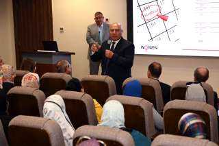 وزير الصناعة: نستهدف تنمية المهارات...