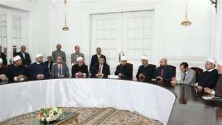 وزير الأوقاف يوجه مديري المديريات...