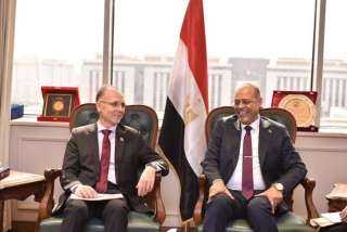 وزير العمل يستقبل سفير بلغاريا...