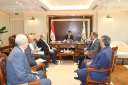 وزير الزراعة يبحث مع نواب...