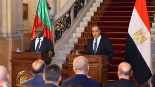 وزير الخارجية يتسلم رسالة من...