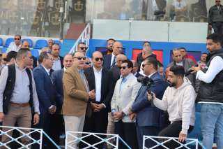 وزيرا قطاع الأعمال العام والشباب...