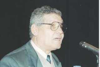 وفاة الشاعر الكبير محمد إبراهيم...