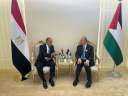 وزير الخارجية والهجرة يلتقي مع...