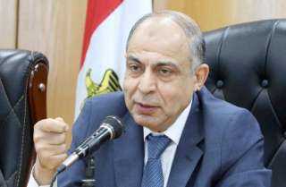 المنيا تشهد إقبالا كبيرًا من...