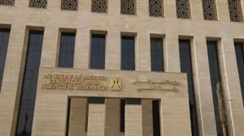 التعليم : خصم درجات من الطلاب المتغيبين عن المدارس بدون عذر