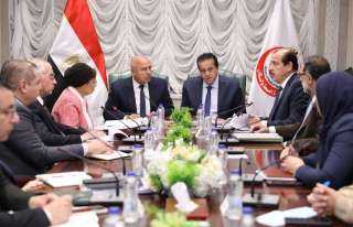 وزيرا الصحة والنقل يعقدان اجتماعًا...