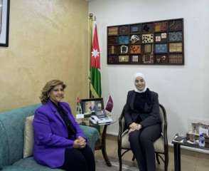 جواهر الصباح: تبادل الخبرات مع...