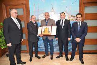 محافظ بورسعيد يستقبل وفدٱ من...
