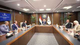 وزير البترول يستقبل وفدا من...