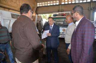 محافظ أسيوط يتفقد شركة إصلاح...