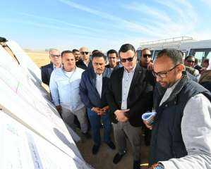 وزير الإسكان ومحافظ مطروح يتفقدان...