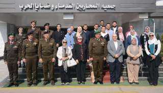وفد من طلاب وأساتذة ٦...