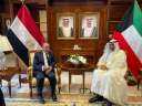 وزير الخارجية والهجرة يجتمع مع...