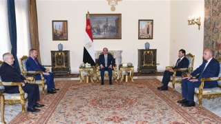 تفاصيل لقاء السيسي ورئيس اللجنة...