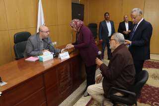 محافظ بني سويف يتابع شكاوى...
