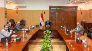 وزير الرى يستعرض الرؤية المستقبلية...