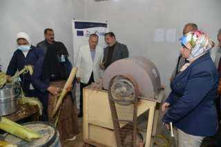 محافظ أسيوط يتفقد مشروع تدوير...