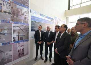 رئيس مجلس الوزراء يتفقد إنشاءات...