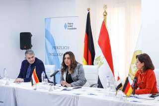 وزيرة التنمية المحلية تفتتح ورشة...