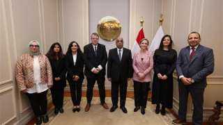 وزير العدل يستقبل مدير مكتب...