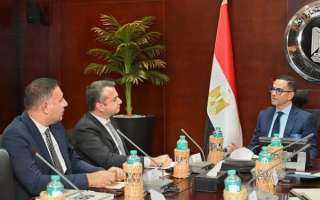 وزير الاستثمار والتجارة الخارجية يلتقي...