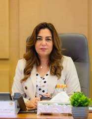وزيرة التنمية المحلية تتلقي تقريرًا...