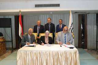 وزارة العمل:  بروتوكولات تعاون...