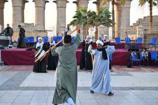 في يومه الثالث.. استعراضات فنية...