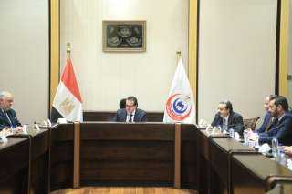 وزير الصحة يشهد توقيع بروتوكول...