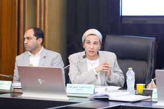وزيرة البيئة تستعرض أمام النواب...