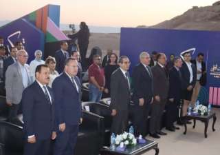 رئيس جامعة حلوان يشهد الحفل...