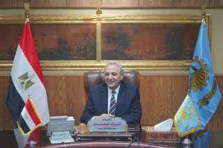 محافظ الغربية يشيد بجهود عمال...