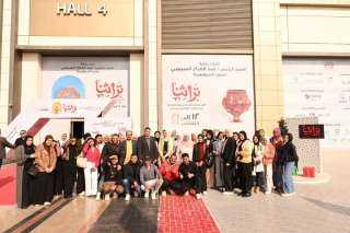 معرض تراثنا يستقبل وفود جامعات...