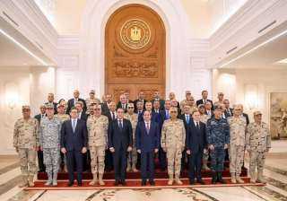 محافظ بورسعيد يشارك في اجتماع...