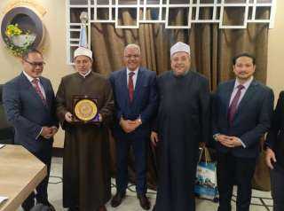 قيادات جامعة الأزهر ومستشارة فضيلة...