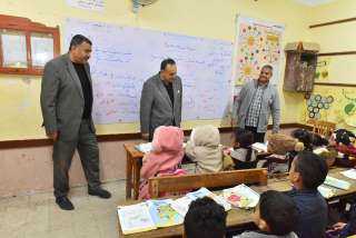 محافظ أسيوط يتفقد مدرسة بنى...