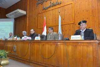 محافظ الجيزة يشدد علي رفع...
