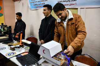 وزير الشباب والرياضة ومحافظ المنيا...