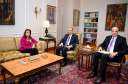 وزير الخارجية والهجرة يستقبل المرشحة...