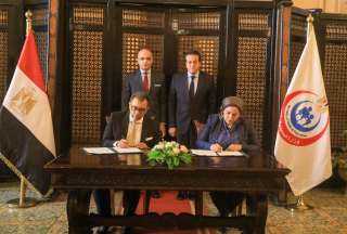 الصحة وجامعة عين شمس توقعان...