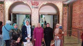 وفد من جامعة القاهرة فى...