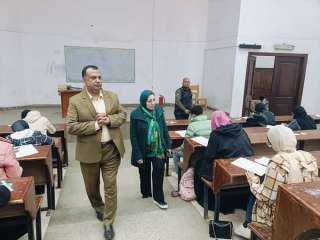 نائب رئيس جامعة بنها تتفقد...
