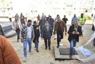 محافظ أسيوط يتفقد أعمال إنشاء...
