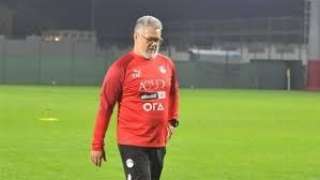 وكيل ميكالى يعلن رحيل المدرب...