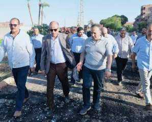محافظ أسيوط: رصف شوارع وطرق...