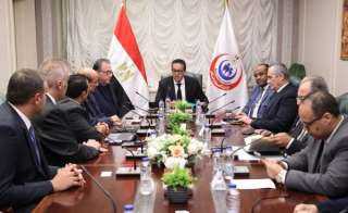 الصحة تبحث مع شركة صينية...