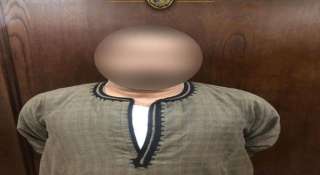 ضبط أحد الأشخاص لقيامه بالنصب...