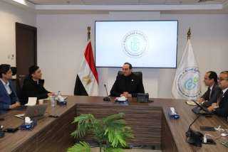 رئيس هيئة الرعاية الصحية يلتقى...